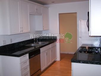 Primary Photo - 6600 Warner Ave