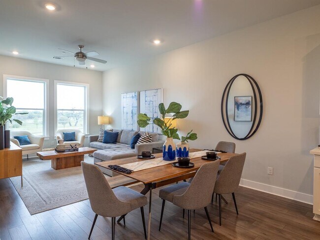 Building Photo - 4507 E Martin Luther King Jr Blvd