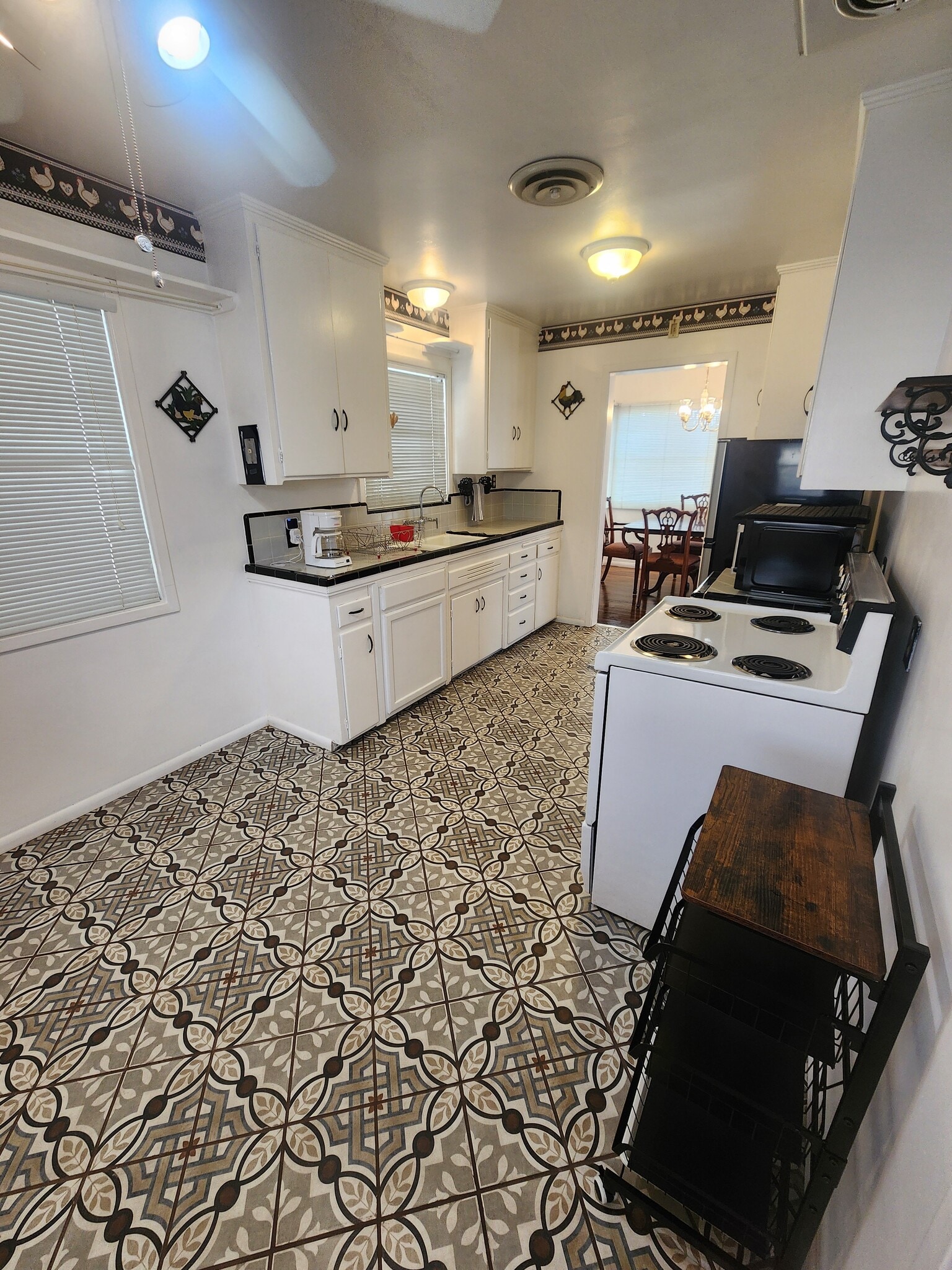 Building Photo - 2119 Wingland Dr