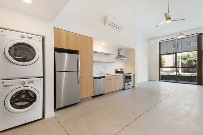 Building Photo - 41st Street Lofts