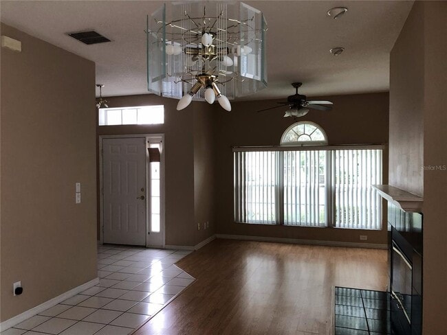Building Photo - 4815 Riverton Dr