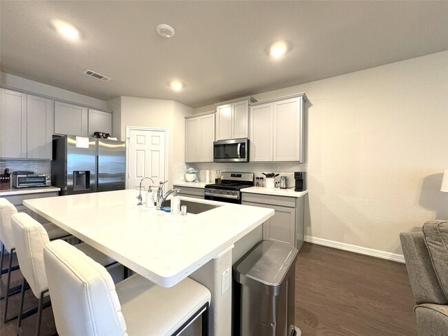 Building Photo - 26006 Steele Flower Dr