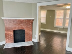 Building Photo - 294 S Elmwood Ave