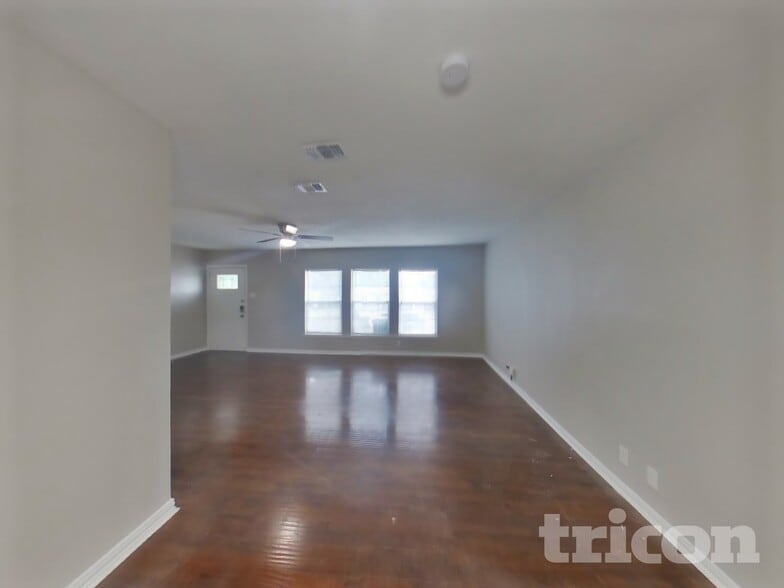Building Photo - 423 Byrnes Dr