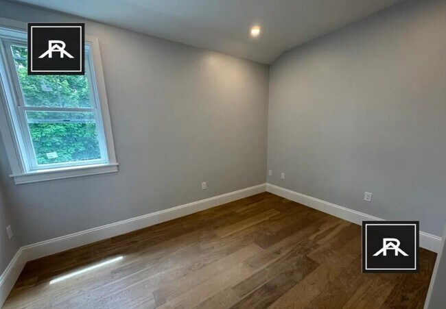 Building Photo - 3 bedroom in Brighton MA 02135