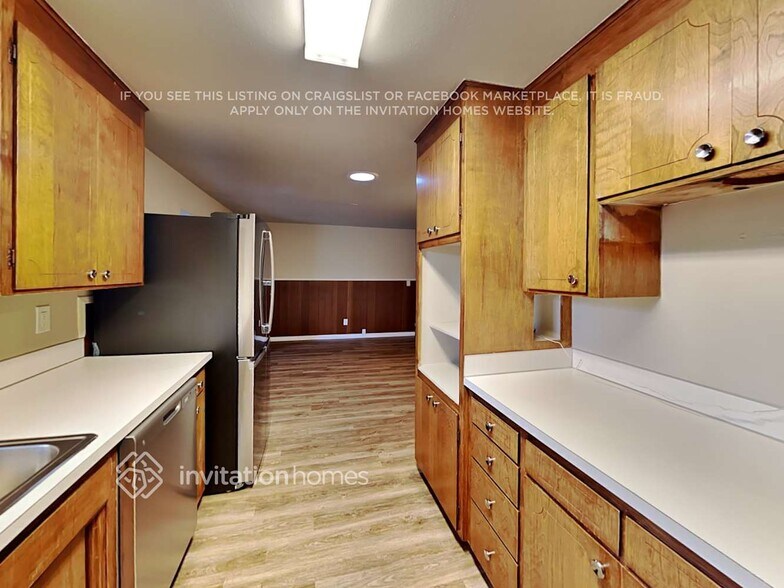 Building Photo - 7807 76th Ave SW