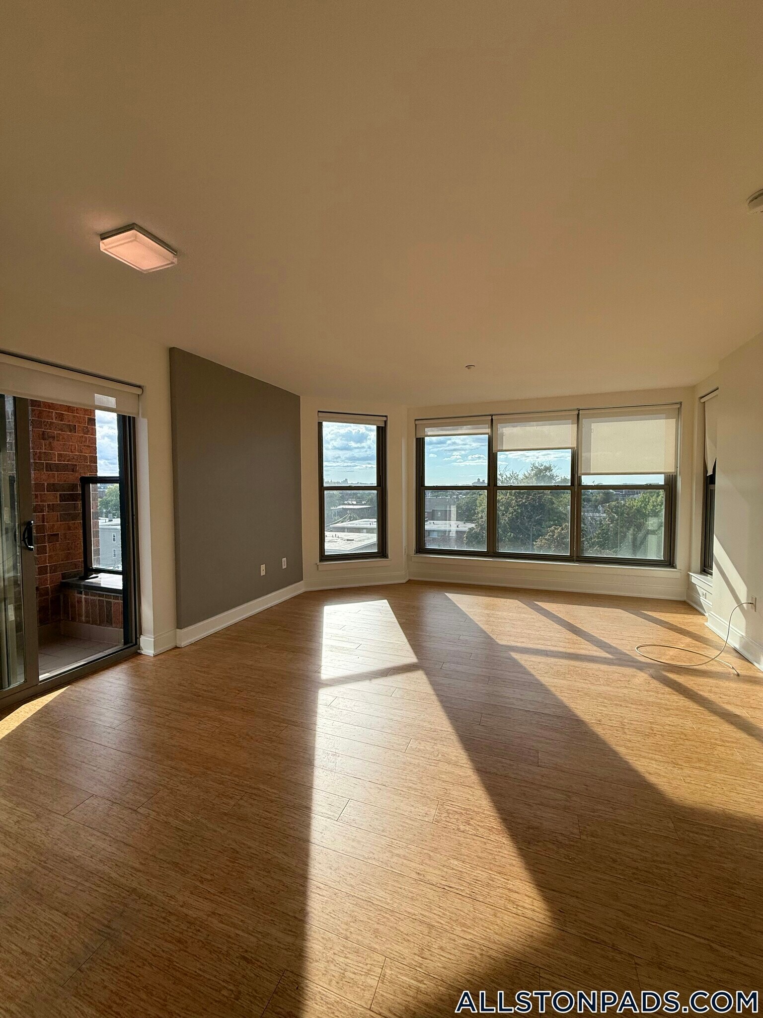 Building Photo - 40 Malvern St