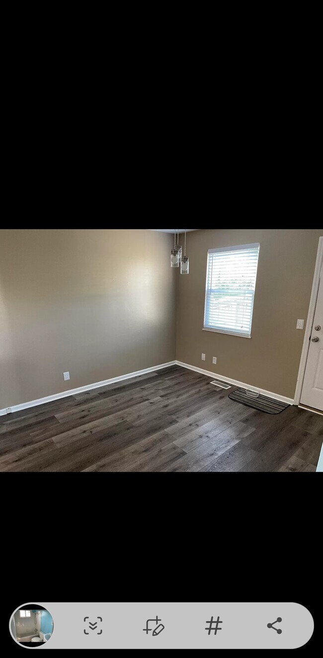 Building Photo - 1308 Maverick Trail