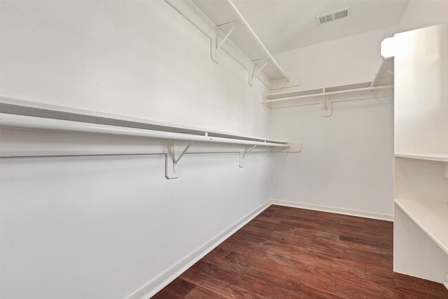 Building Photo - 1508 Crocker St