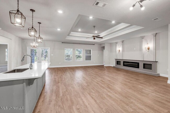 Building Photo - | 3,100+ Sq Ft • Gourmet Kitchen • Covered Patio • Ocean Springs Schools