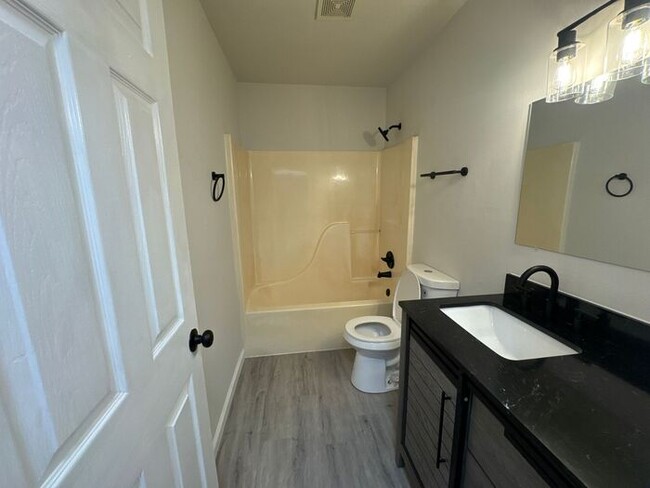Building Photo - Beautifully updated corner home!