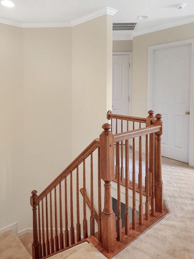 Building Photo - Single Family Home with 2 Car Garage Deck ...
