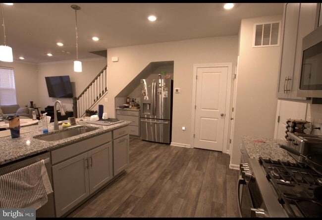 Building Photo - 43417 Stonewood Crossing Ter