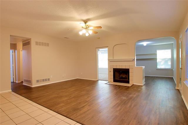Building Photo - 147 Southlake Dr