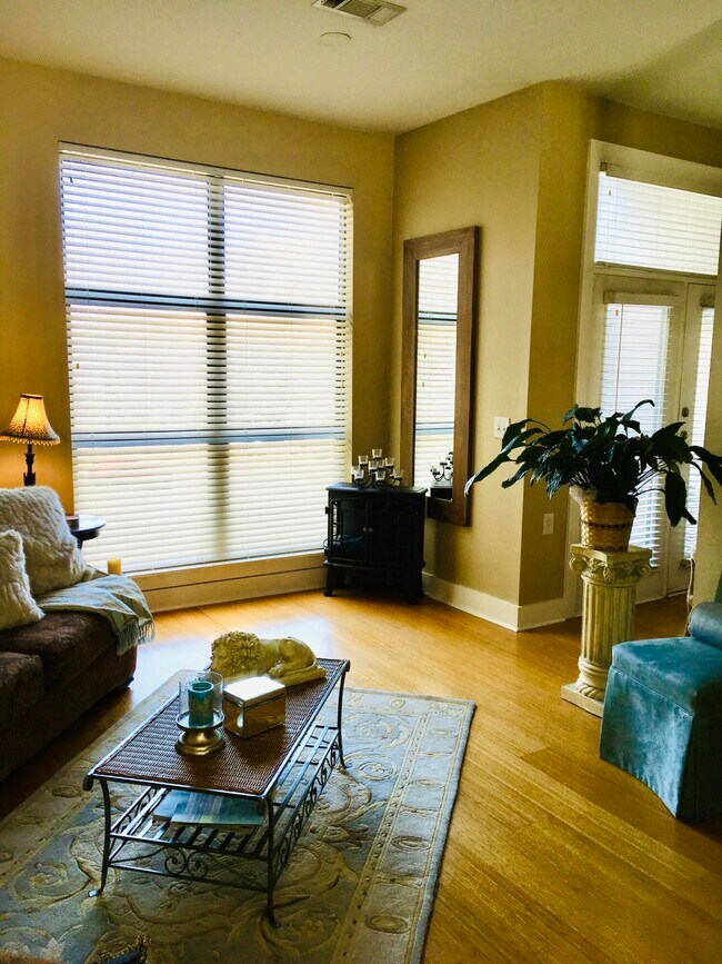 Building Photo - 250 S Martin Luther King Blvd