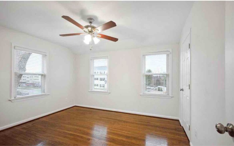 Building Photo - 2836 Fairhaven Ave