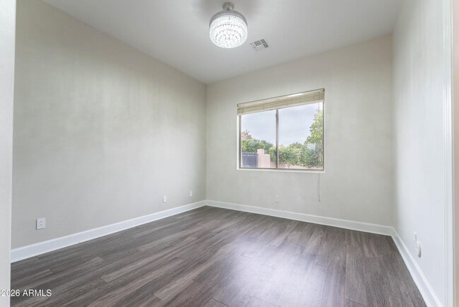 Building Photo - 3552 E Jaeger Cir