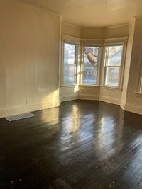 Building Photo - 2322 W Juneau Ave