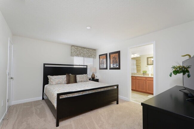 Building Photo - 4822 Brier Rose Ln