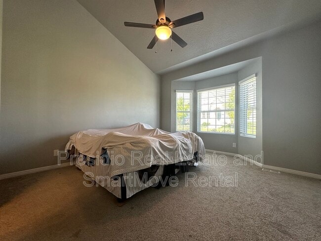 Building Photo - 10684 Wild Rice Dr