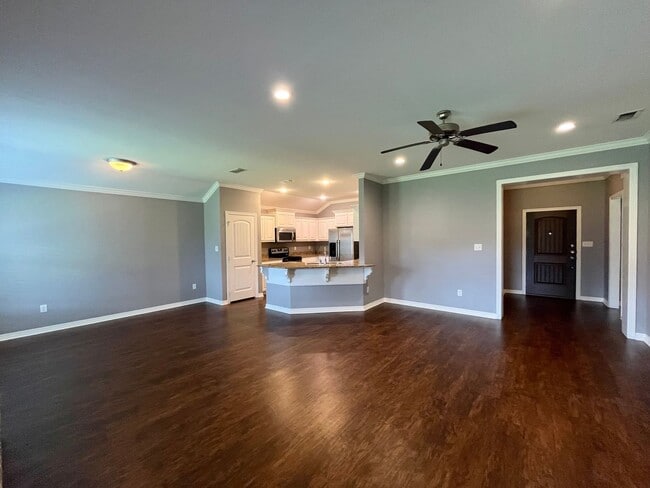 Building Photo - 2520 Meadowglen Ct