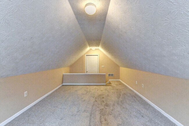 Building Photo - 40 Wisteria Blvd
