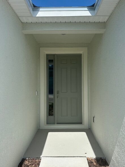 Building Photo - 9432 Bella Mar Trl