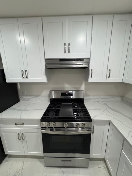 Building Photo - 5808 Tujunga Ave