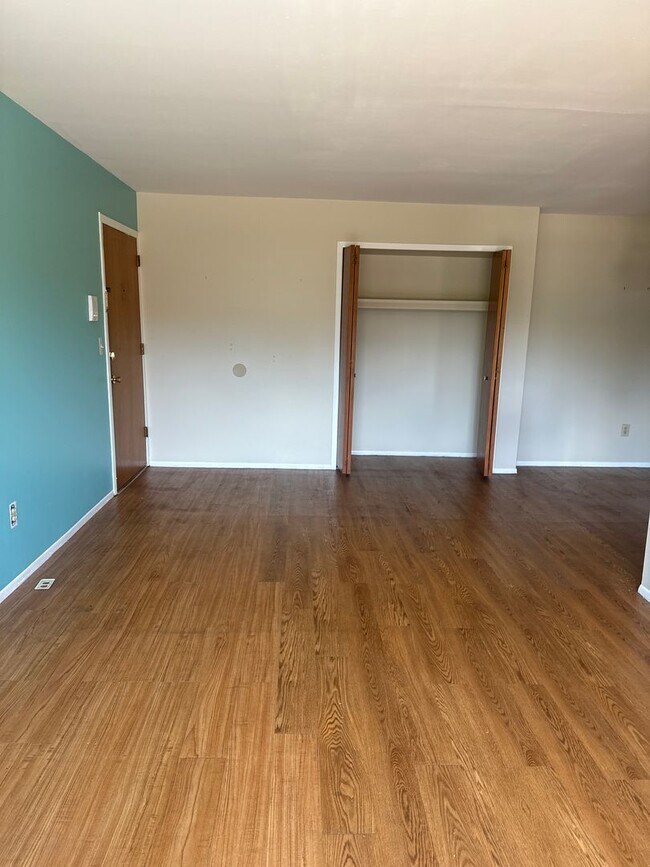 Building Photo - MARGO MANOR-1250