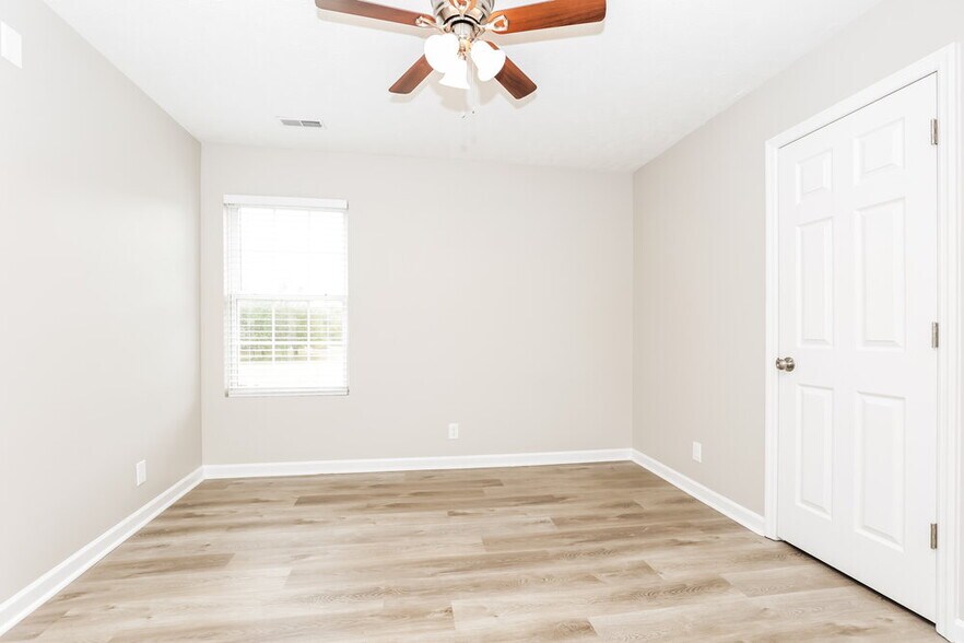 Building Photo - 3835 Precious Ave