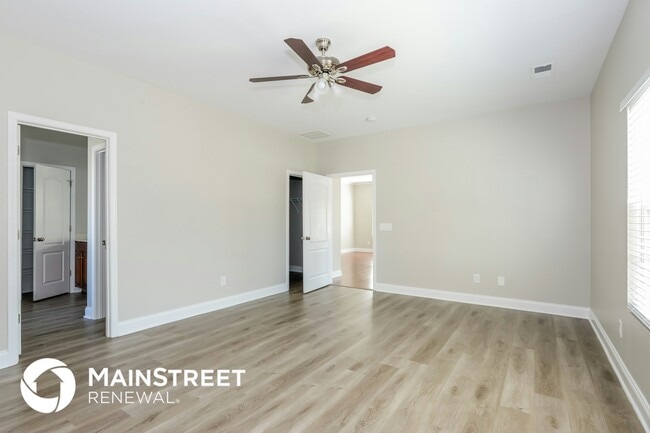 Building Photo - 417 Marie Way