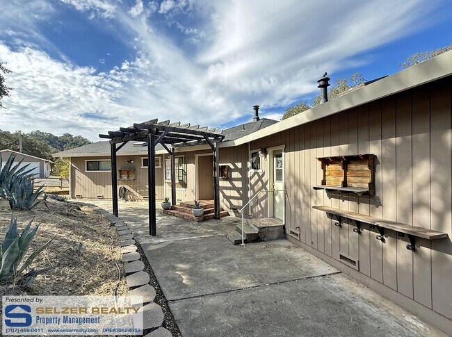Building Photo - 3851 Black Bart Trail