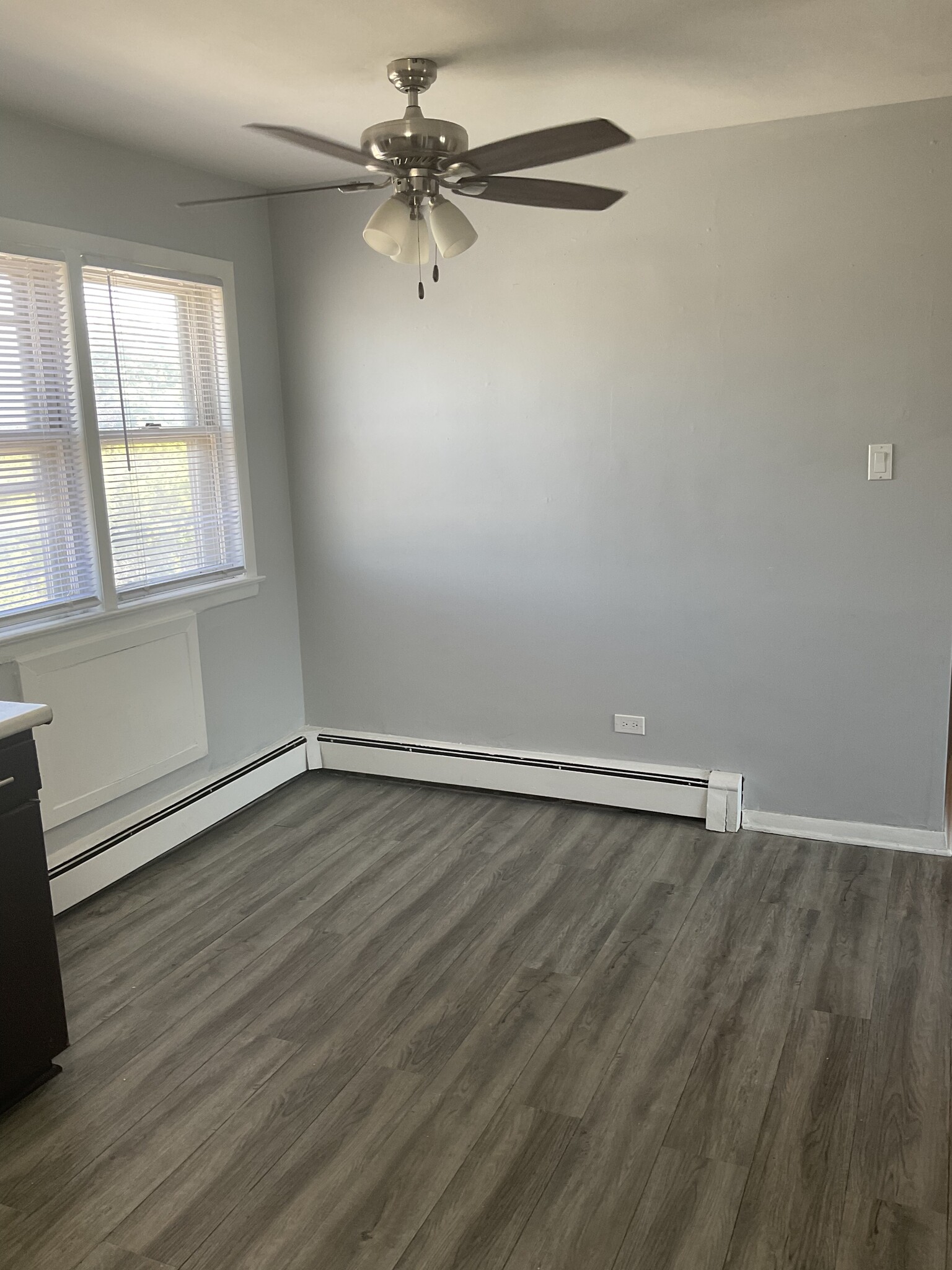 Building Photo - 3601 W 79th St