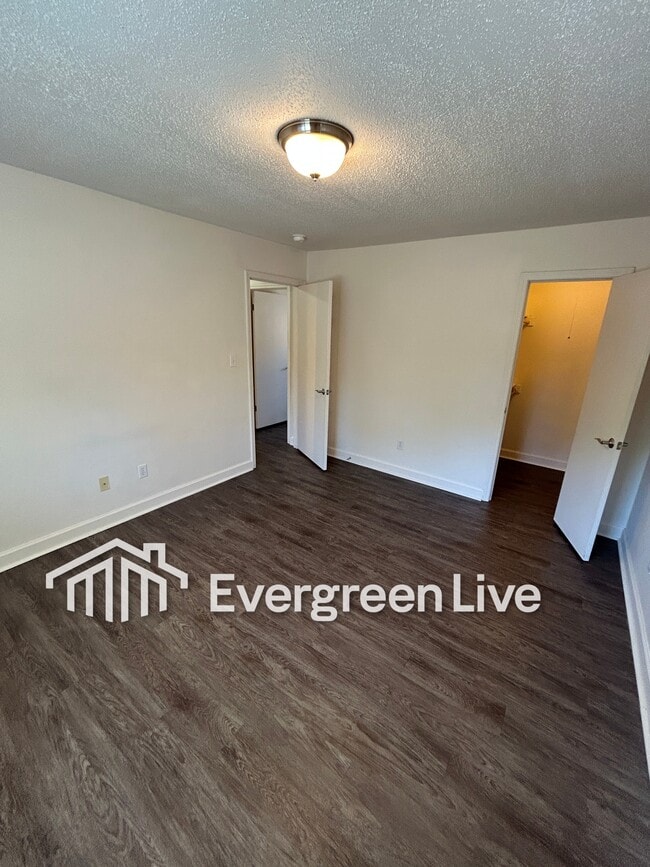 Building Photo - 60 Boreal Ct