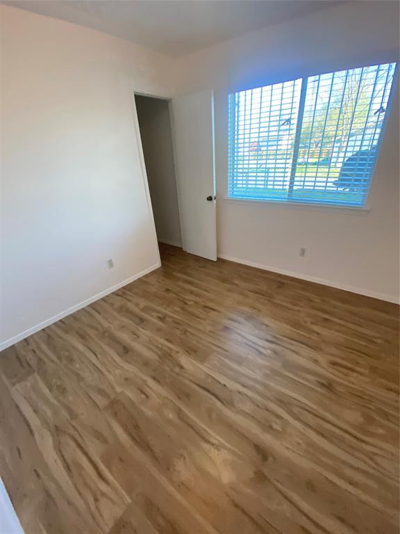Building Photo - 2402 Dove Springs Dr