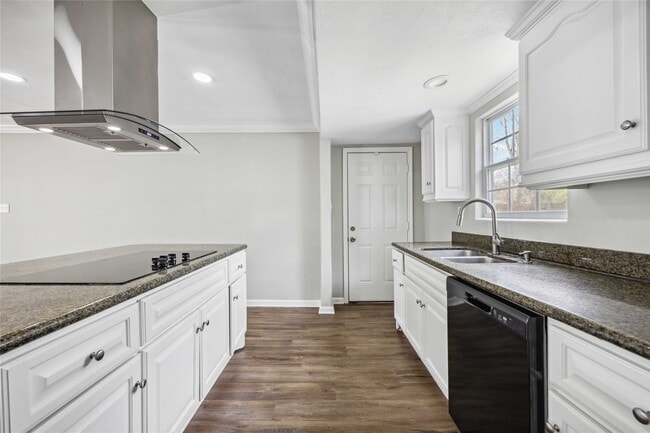 Building Photo - 7150 Mobud Dr