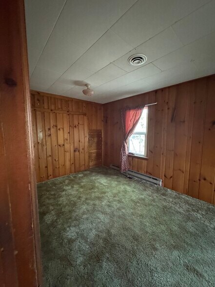 Building Photo - 9809 E Upriver Dr