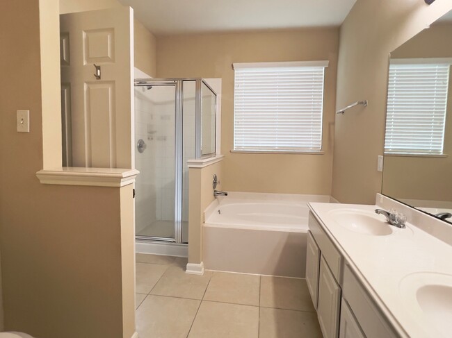 Building Photo - 719 Pickett Hill Ln