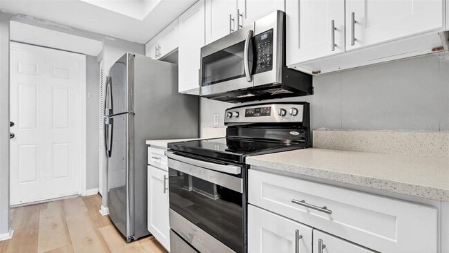 Building Photo - 12412 Titus Ct