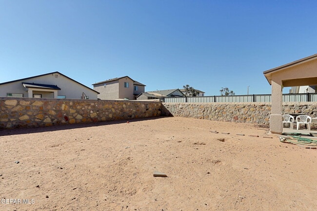 Building Photo - 12622 Zollinger Ave