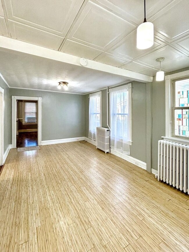 Building Photo - Charming 3-Bedroom Home – Spacious & Conve...