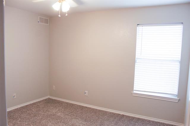 Building Photo - 3402 Heathcliff Dr
