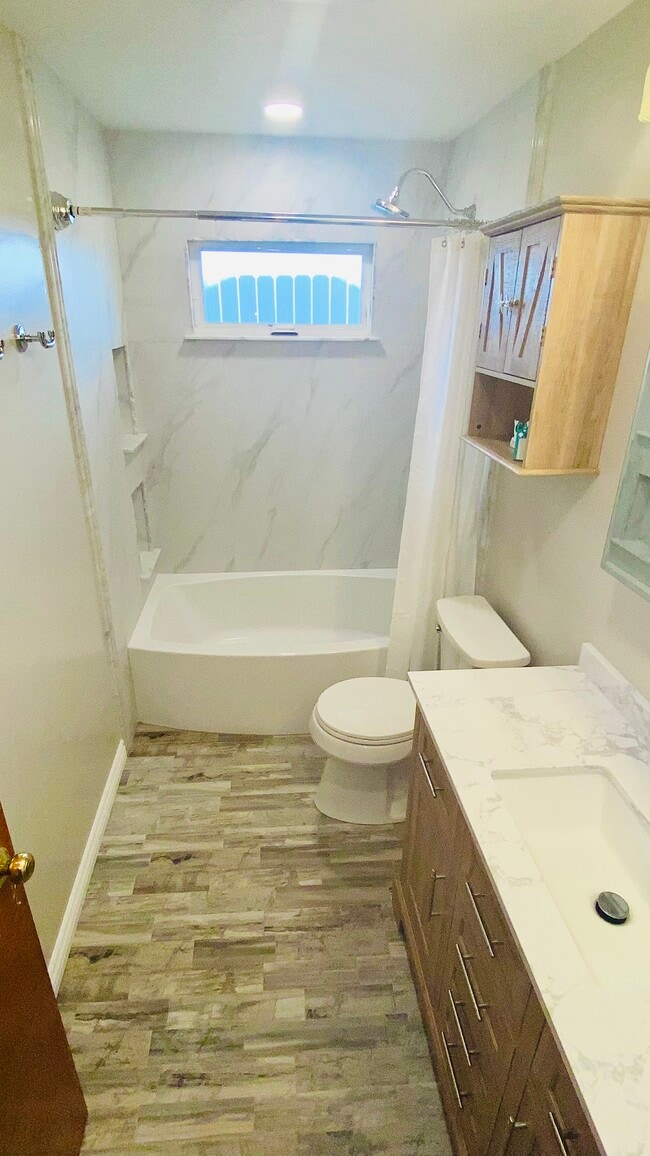 Building Photo - 3133 Ocean Blvd