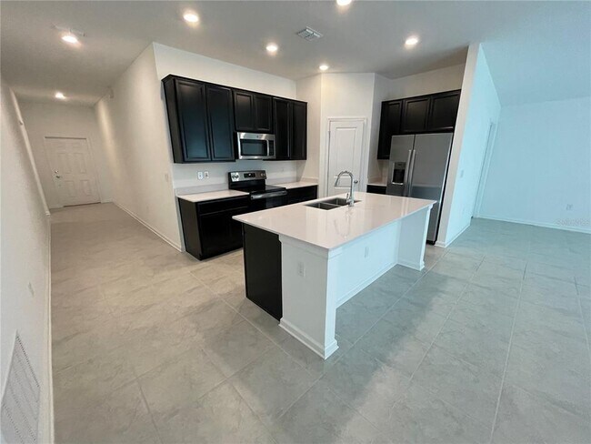 Building Photo - 1129 Saguaro St