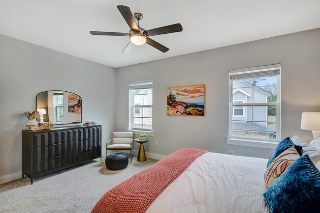 Building Photo - 28325 Birnham Woods Dr