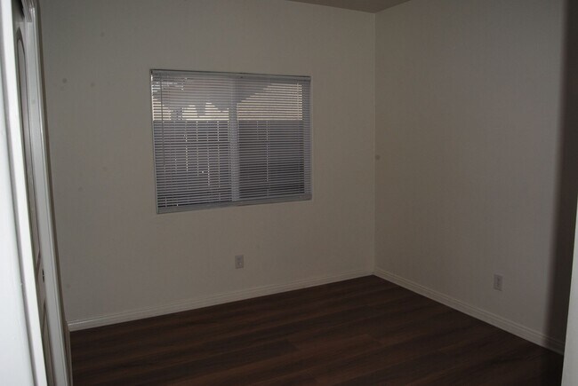 Building Photo - 2715 Paradise Point Pl