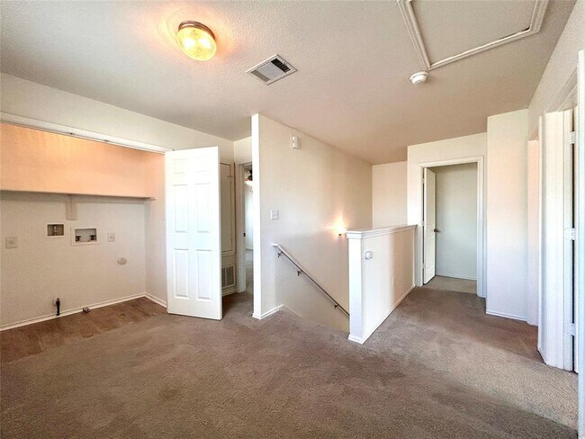 Building Photo - 3400 Etheredge Dr