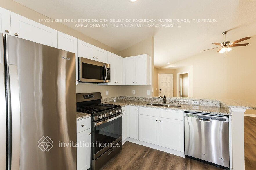 Building Photo - 5723 Tanagerlake Rd