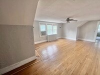 Building Photo - 376 Hayward Ave