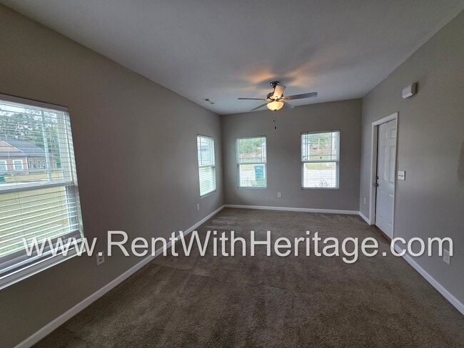 Building Photo - Awesome Ranch / Popular Carrollton Schools/ Near Adamson Square